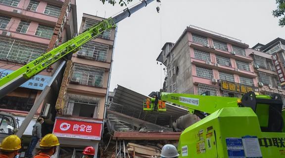 长沙自建房倒塌事故责任人审判与反思，54死事故背后的责任与反思