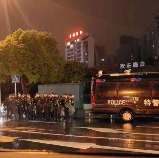 河南小镇刑案致多人伤亡，嫌犯自杀事件与友情力量的交织