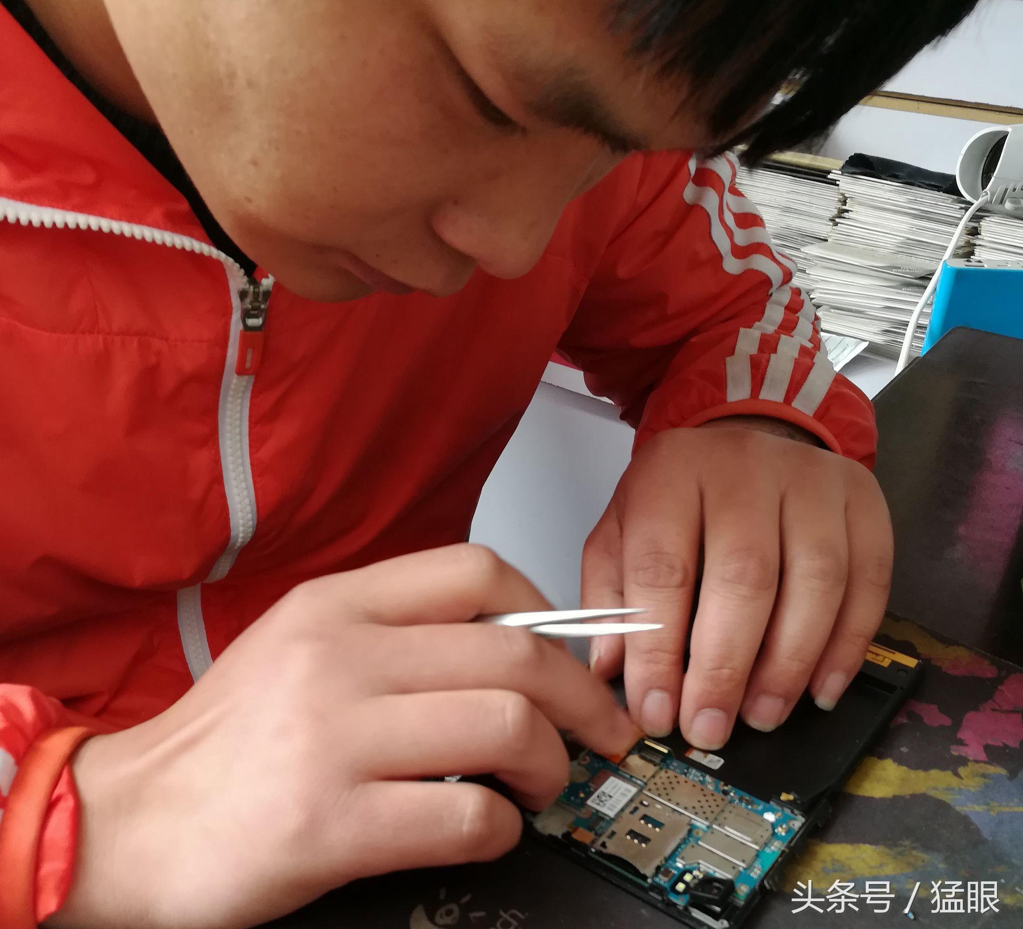 河南暴雨最新消息与小巷风情小店更新