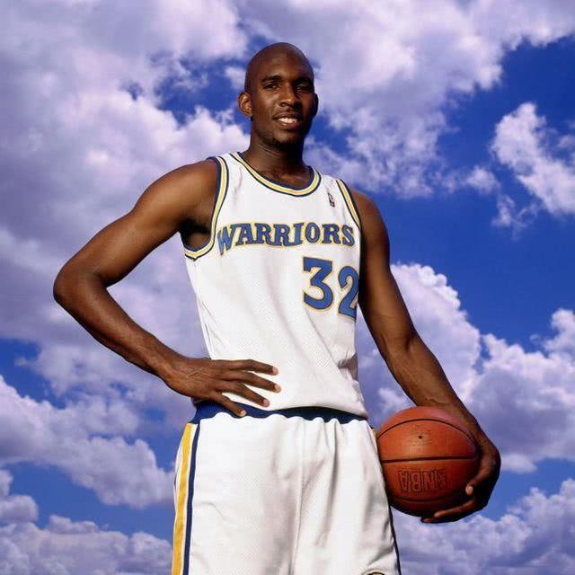 NBA最新交易动态深度解析与观点阐述
