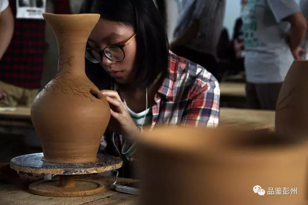 工商质监合并最新动态与小巷特色小店探秘